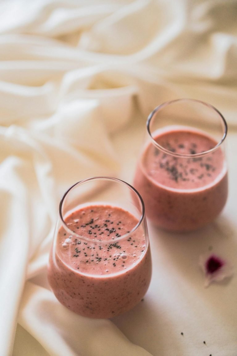 Paleo-Friendly Smoothie Recipes for a Nutrient Boost